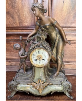 Le village de 58 brocanteurs - Buffet époque Empire en noyer