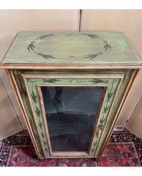 Le village de 58 brocanteurs -  Vitrine Venitienne en bois peint