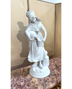 Le village de 58 brocanteurs - Mathurin Moreau : très grand sujet en biscuit / la jeune fille a la cruche