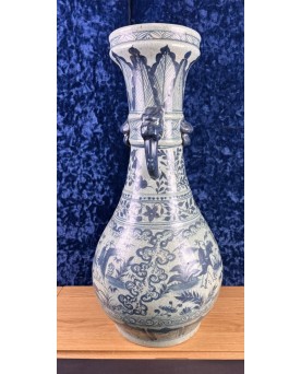 Le village de 58 brocanteurs - Asie XIX : Très Grand Vase En Porcelaine A Décors De Scénes Animées / H 62cm