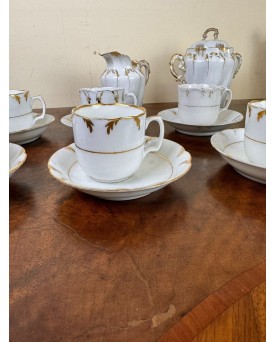 Le village de 58 brocanteurs - Buffet époque Empire en noyer
