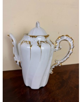 Le village de 58 brocanteurs -Porcelaine Lyonnaise XIX Eme : Service à Café à Décors Dorés Sur Fond Blanc 27 Pièces