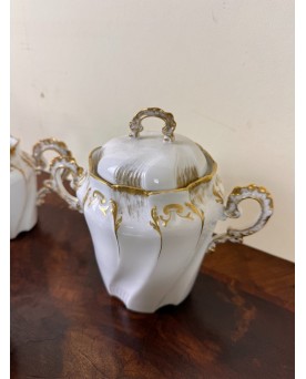 Le village de 58 brocanteurs - Buffet époque Empire en noyer