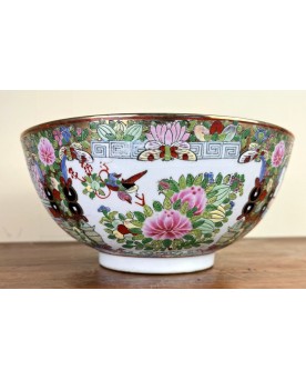 Le village de 58 brocanteurs - Chine Fin XIXeme : Grand Bol En Porcelaine De Canton