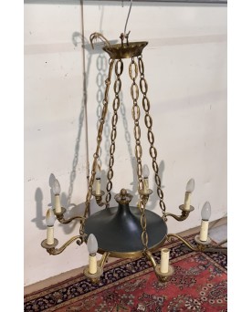 Le village de 58 brocanteurs - Grand Lustre aux dauphins a 8 bras de lumières de style empire en bronze