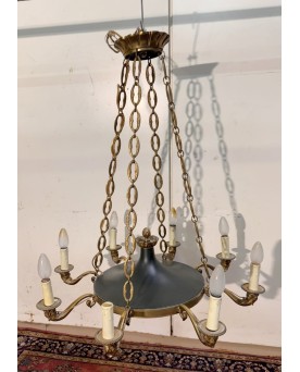 Le village de 58 brocanteurs - Grand Lustre aux dauphins a 8 bras de lumières de style empire en bronze