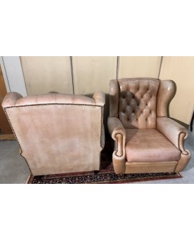 Le village de 58 brocanteurs -  Vitrine Venitienne en bois peint