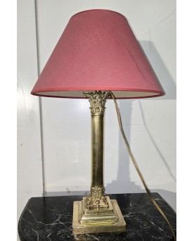 Le village de 58 brocanteurs - Lampe de style Empire en bronze doré