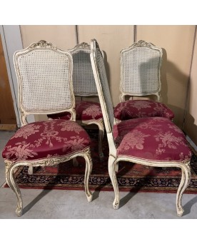 Série de quatre chaises Louis XV en bois laqué