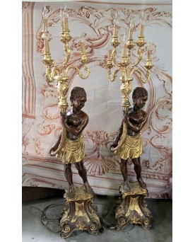 Le village de 58 brocanteurs - Buffet époque Empire en noyer
