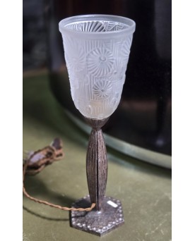 Le village de 58 brocanteurs - Lampe époque Art Nouveau dans le gout de Brandt signée Lorraine france