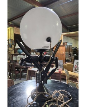 Le village de 58 brocanteurs - Buffet époque Empire en noyer