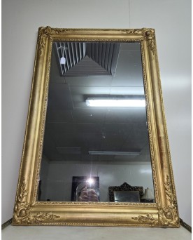 Le village de 58 brocanteurs - Miroir époque Empire - Charles X en bois doré